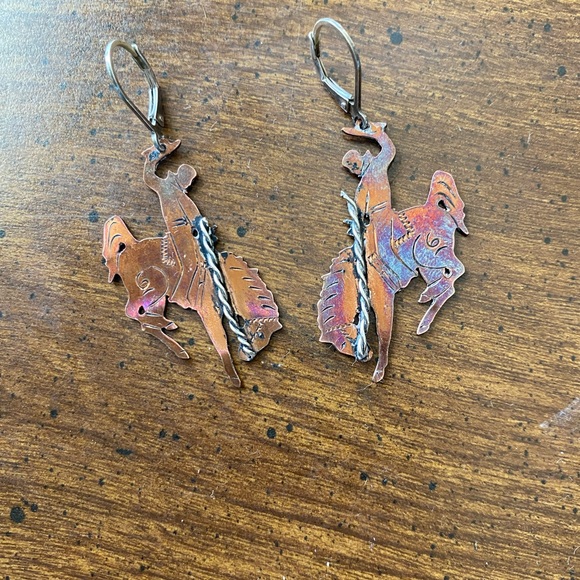 Melinda Horn bucking horse cooper earrings - Picture 3 of 5